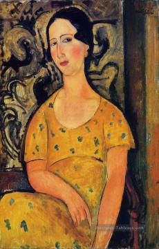 jeune femme en robe jaune madame modot 1918 Amedeo Modigliani Peinture à l'huile